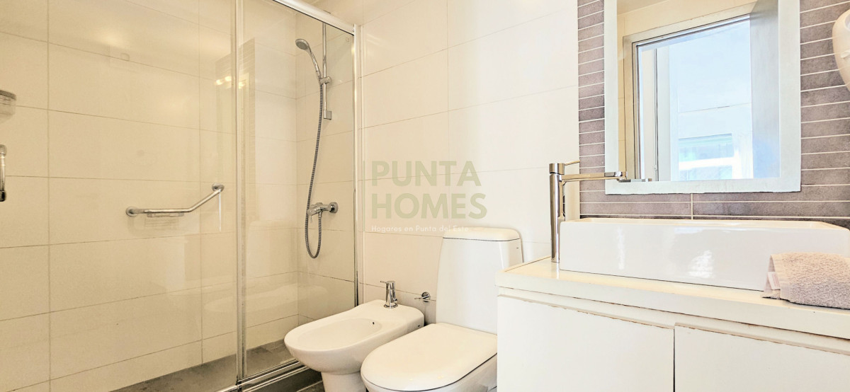 Apartamento ID.3950 - Apartamento 2 Dorm 2 Baños en La Pastora | Piso Alto - Torre Francia