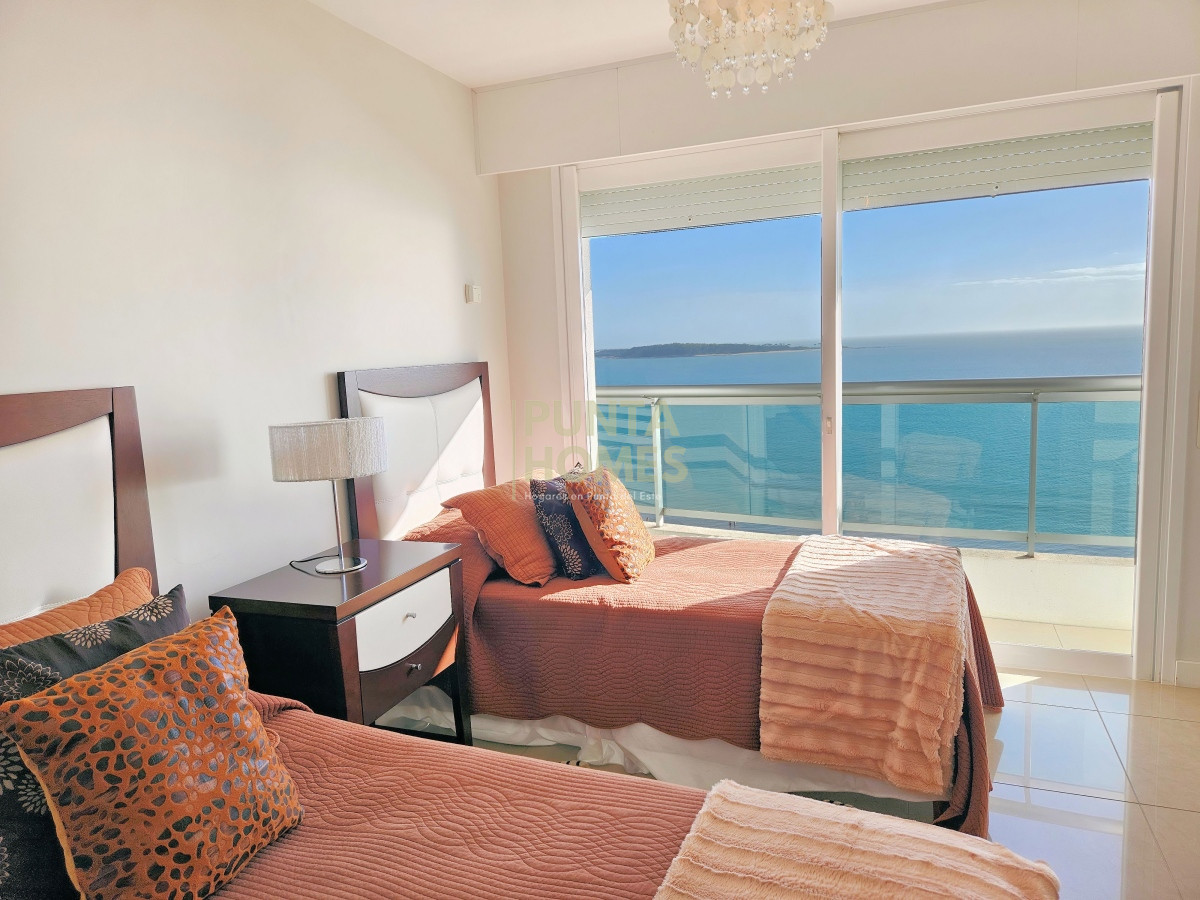 Apartamento ID.99 - Alquiler Temporada Departamento de 3 Dormitorios en Suite en Punta del Este.