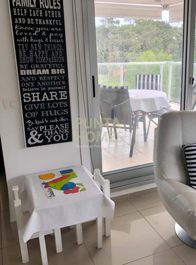Apartamento ID.1760 - Venta de Departamento de 3 dormitorios + 3 baños.,  Punta del Este.