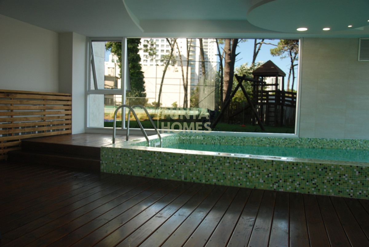 Apartamento ID.3797 - Venta de Apartamento de 3 dormitorios en Roosevelt, a metros del mar en Península.