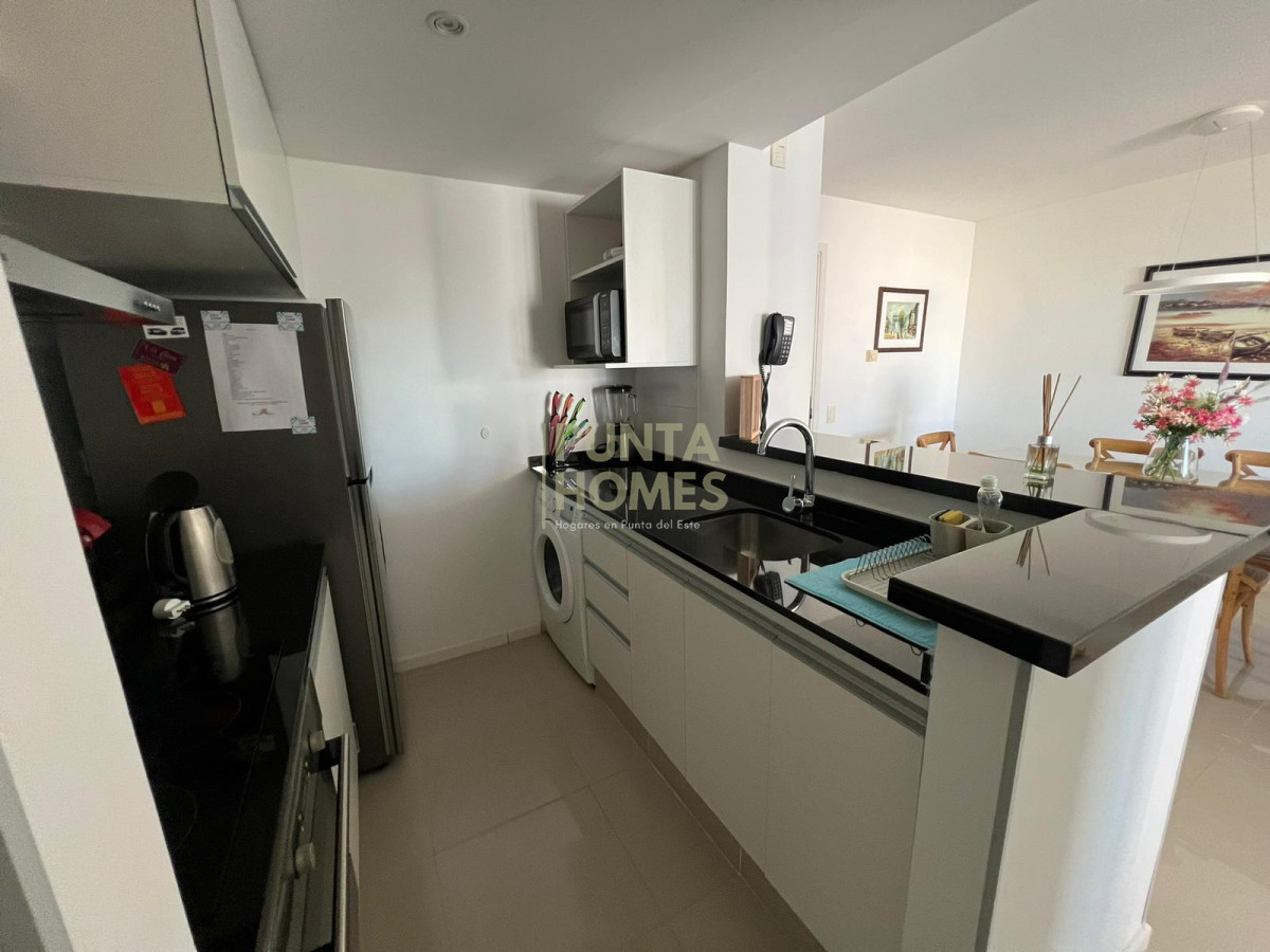 Apartamento ID.3898 - Venta Arenas en Piso alto
