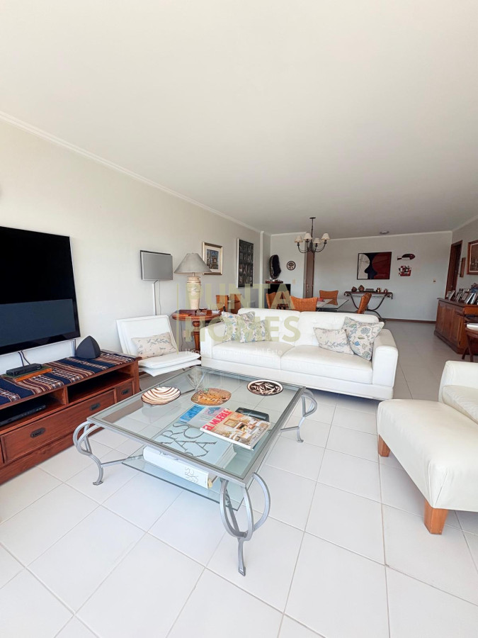 Apartamento ID.3877 - Apartamento frente a la brava con 4 dormitorios