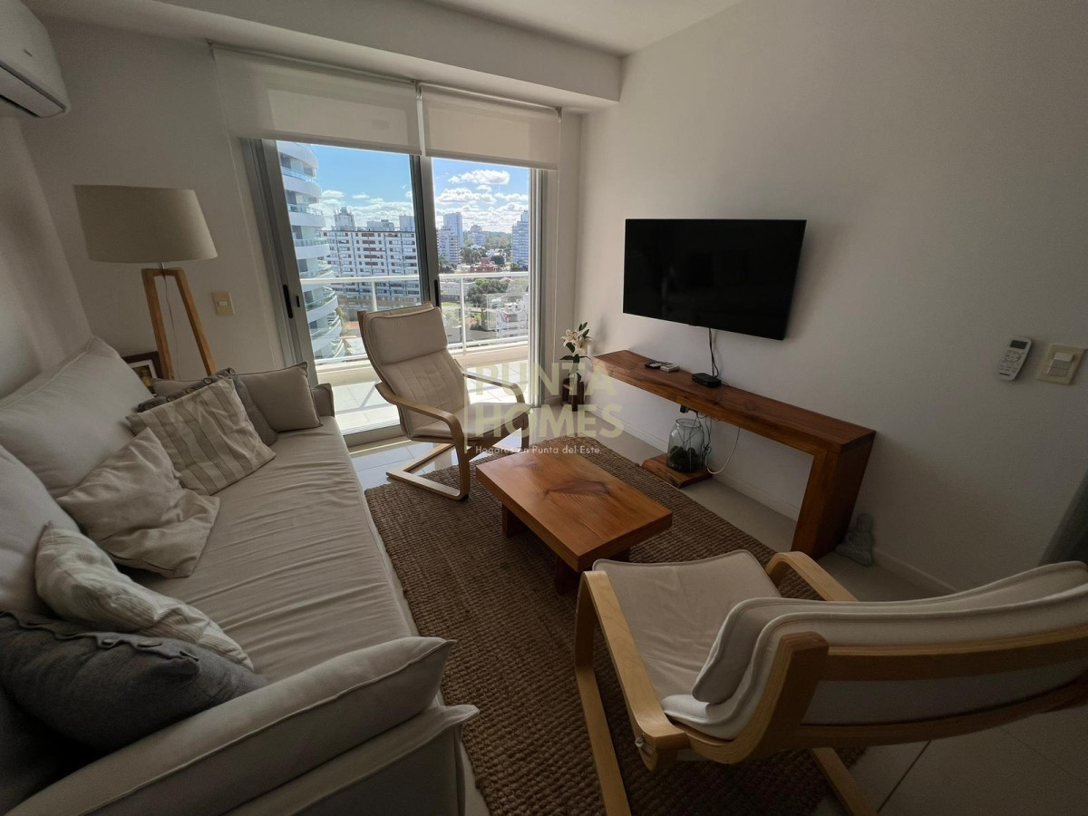 Apartamento ID.3898 - Venta Arenas en Piso alto