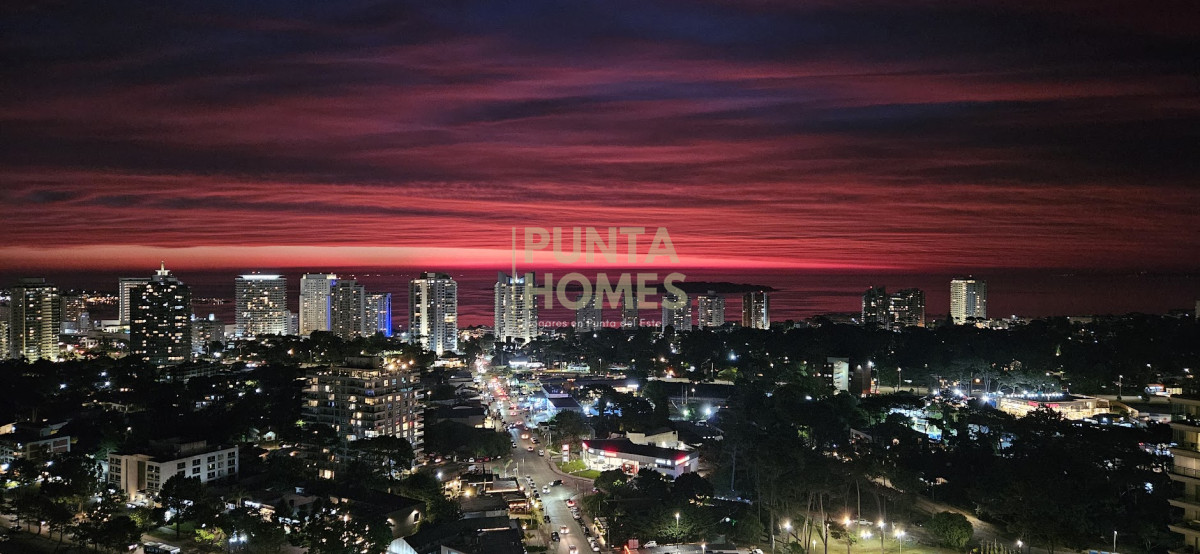 Apartamento ID.3847 - Venta de departamento de 2 dormitorios y 2 baños en Punta del Este.
