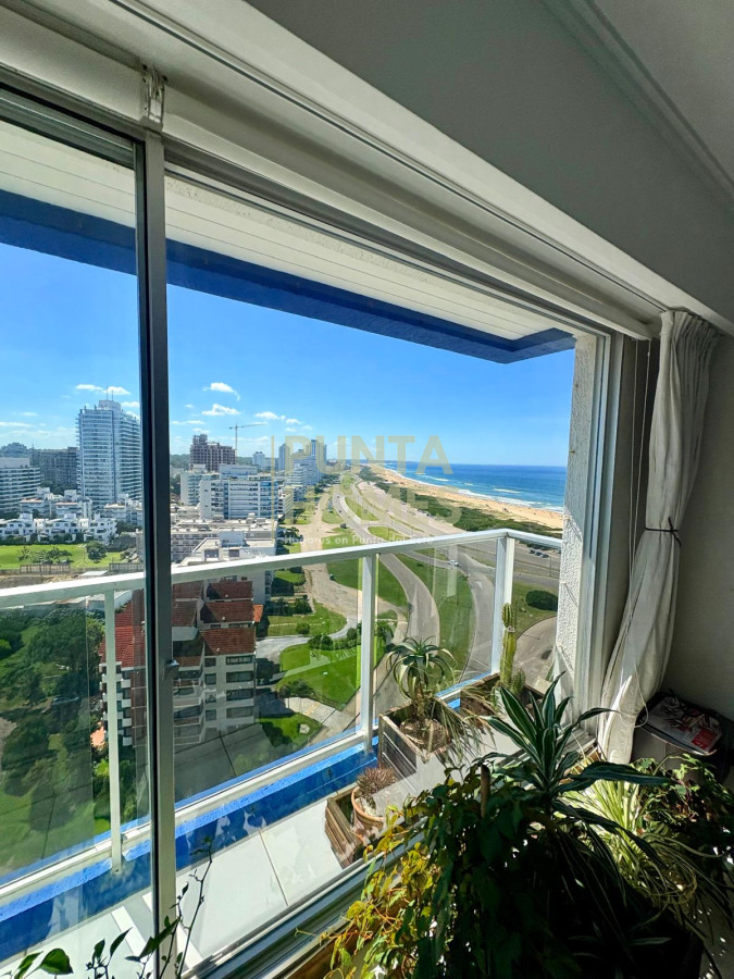 Apartamento ID.3877 - Apartamento frente a la brava con 4 dormitorios
