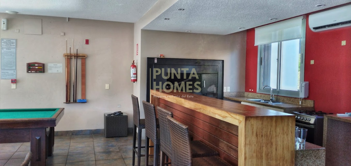 Apartamento ID.3785 - Venta de apartamento de 2 dormitorios en Punta del Este