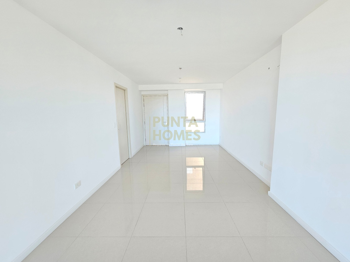 Apartamento ID.3796 - Venta de departamento de 3 dormitorios en Punta del Este.