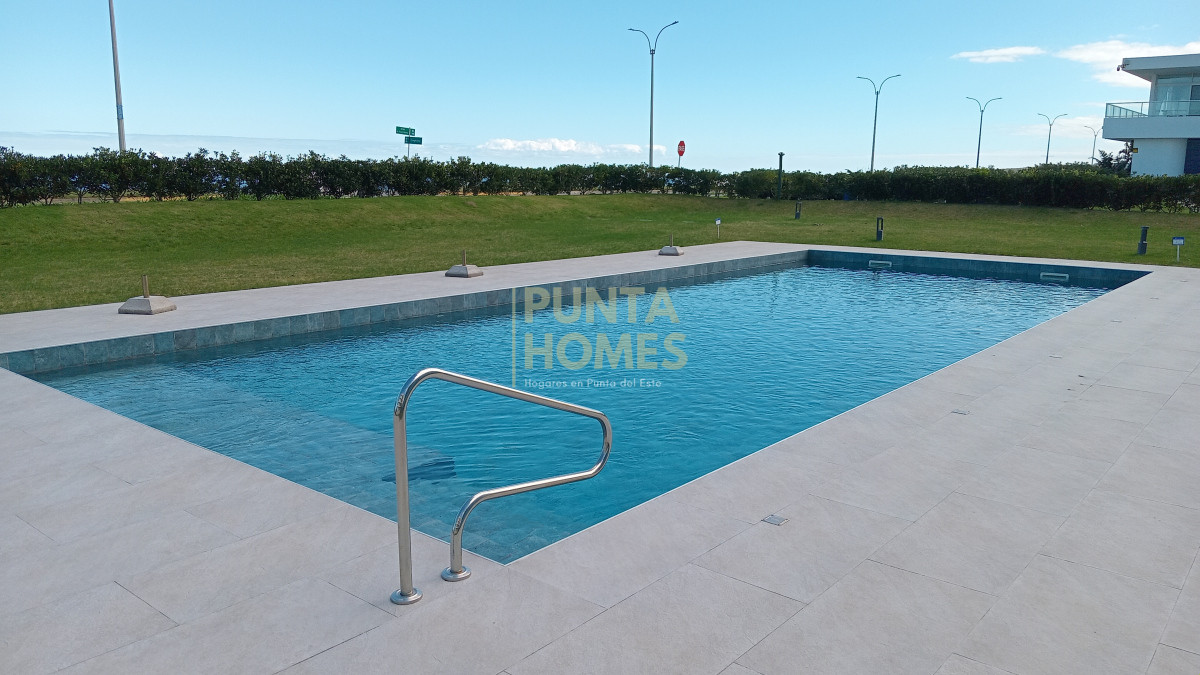 Apartamento ID.3907 - Alquiler temporal en Edificio Cruceros, Punta del Este.
