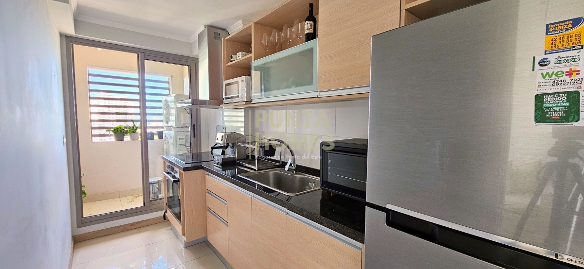 Apartamento ID.3802 - Venta de hermoso departamento de 2 dormitorios en Punta del Este.