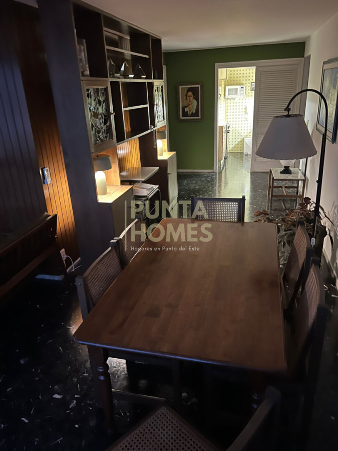 Apartamento ID.3861 - Venta departamento de 2 dormitorios en Edificio Apolo, Península, Punta del Este.