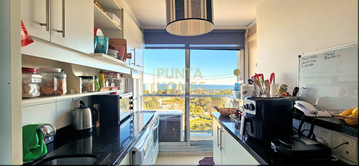 Apartamento ID.3836 - Venta apartamento en Punta del Este con amplia vista