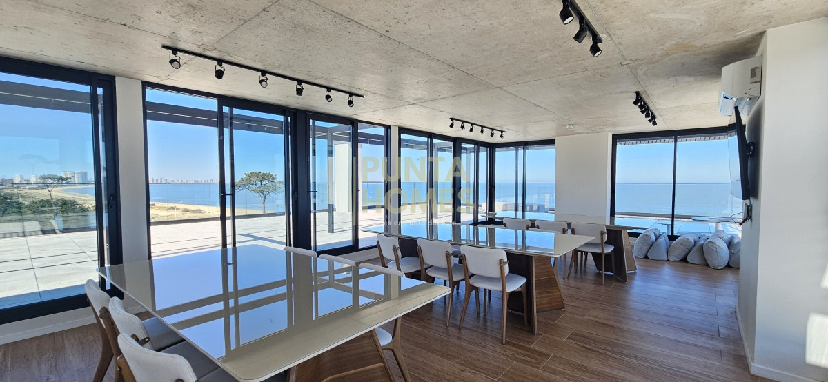 Apartamento ID.3813 - Venta departamento de 1 domritorio frente al mar en Punta del Este