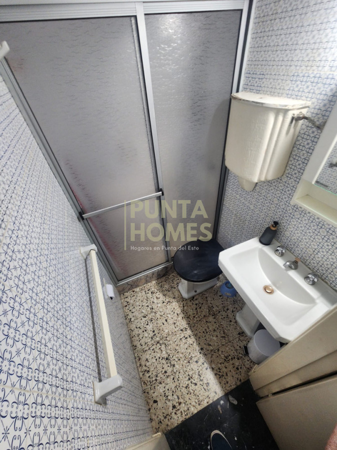 Apartamento ID.3861 - Venta departamento de 2 dormitorios en Edificio Apolo, Península, Punta del Este.
