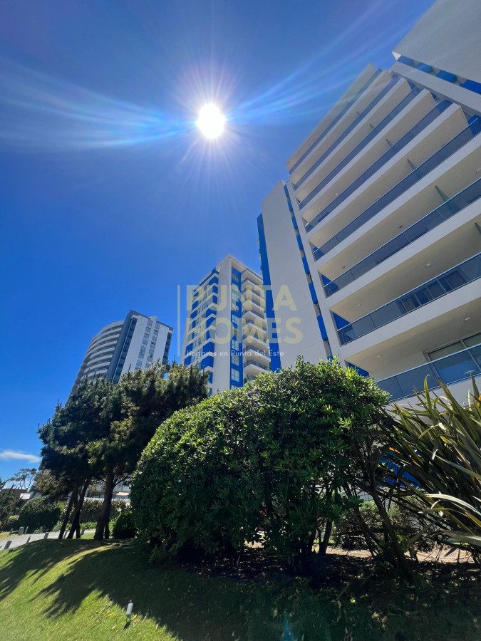 Apartamento ID.3898 - Venta Arenas en Piso alto
