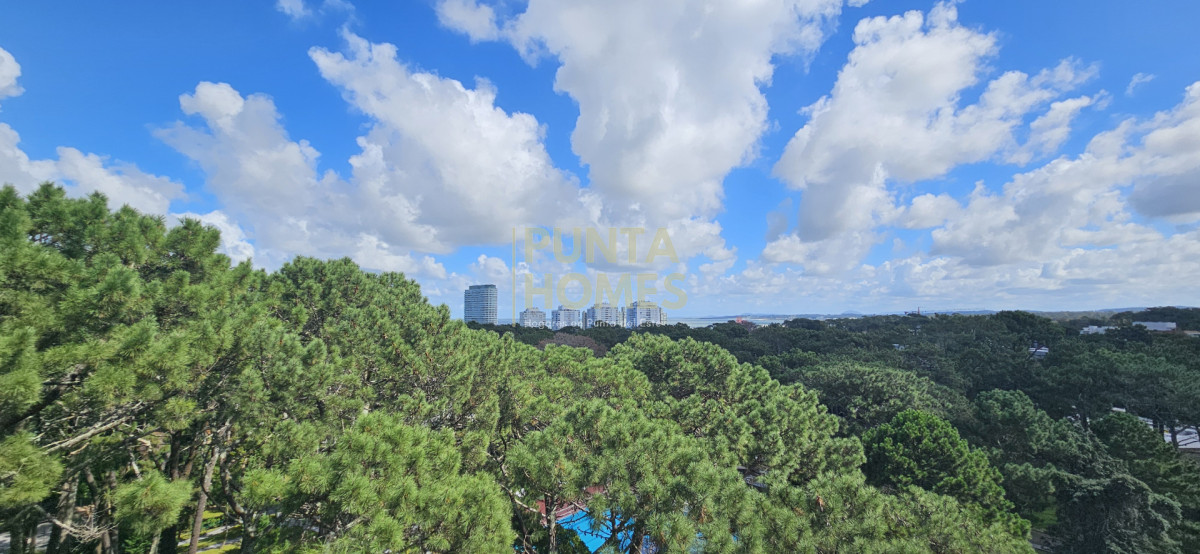 Apartamento ID.3952 - Venta de Apartamento de 3 dormitorios en Arcobaleno, Punta del Este.