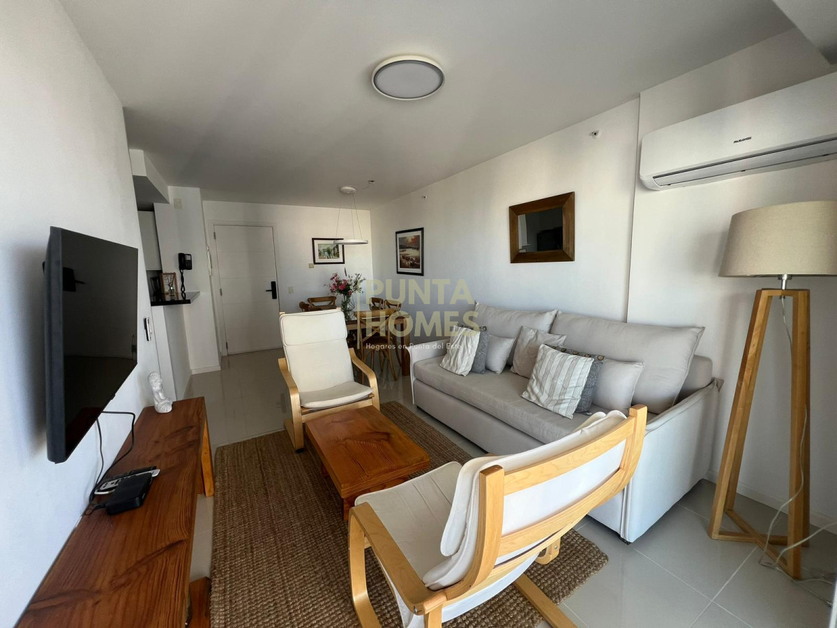 Apartamento ID.3898 - Venta Arenas en Piso alto