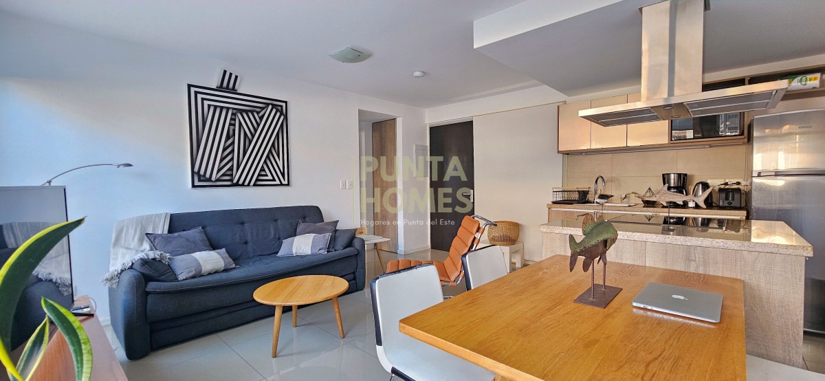 Apartamento ID.3827 - Apartamento 1 Dormitorio en Venta  Puerto de Punta del Este  Planta Baja con Terraza