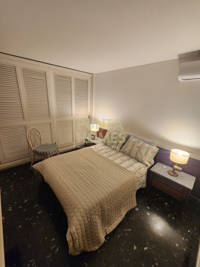 Apartamento ID.3861 - Venta departamento de 2 dormitorios en Edificio Apolo, Península, Punta del Este.