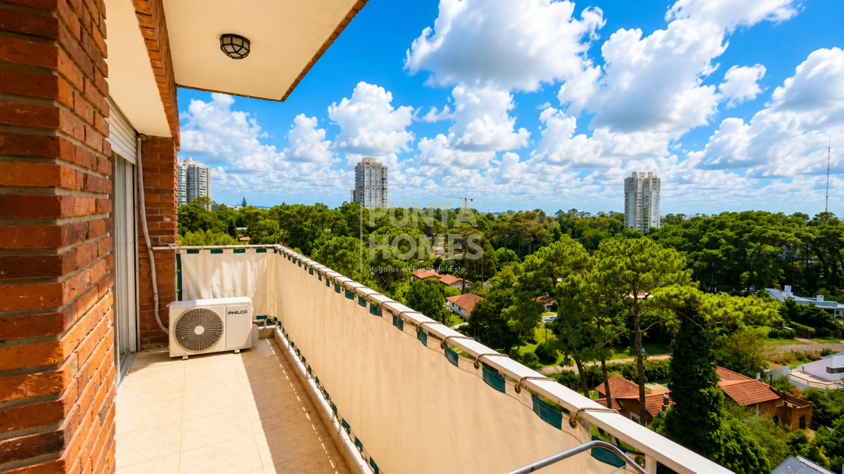 Apartamento ID.3952 - Venta de Apartamento de 3 dormitorios en Arcobaleno, Punta del Este.