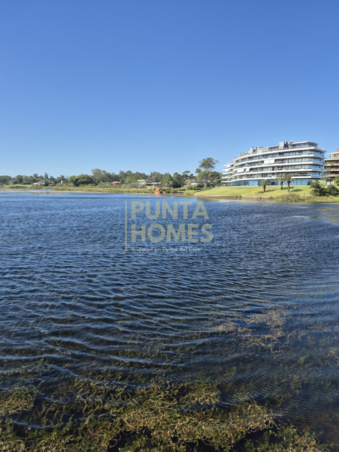 Apartamento ID.3940 - Exclusivo apartamento en Laguna del Diario