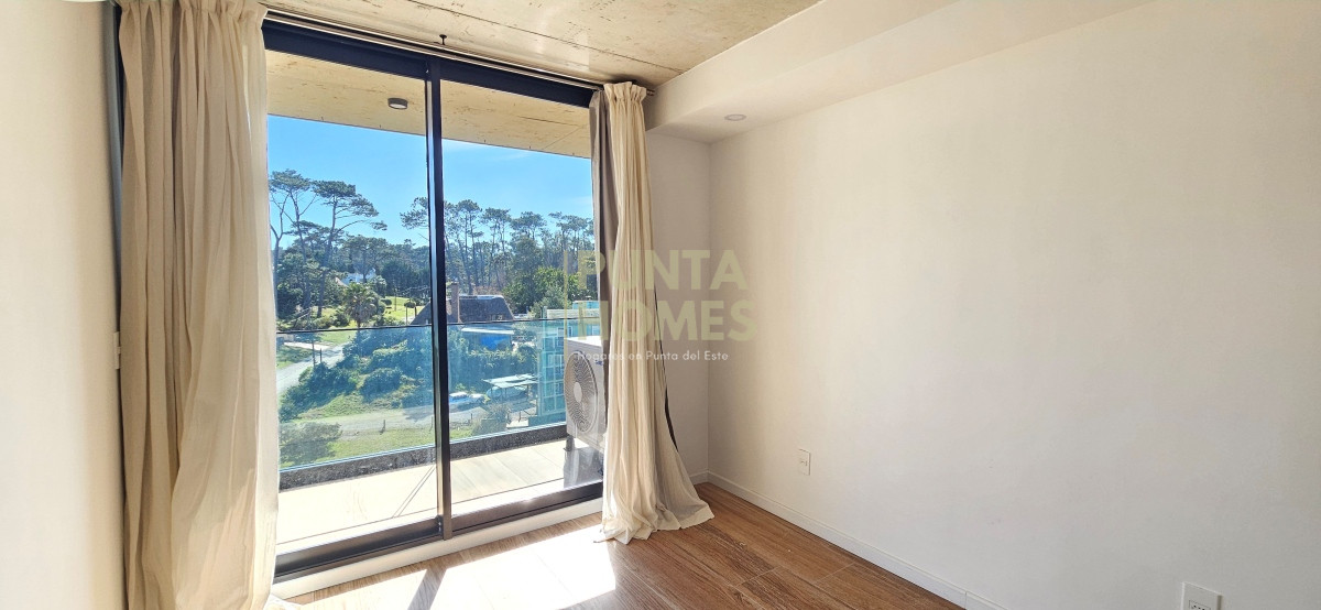 Apartamento ID.3813 - Venta departamento de 1 domritorio frente al mar en Punta del Este