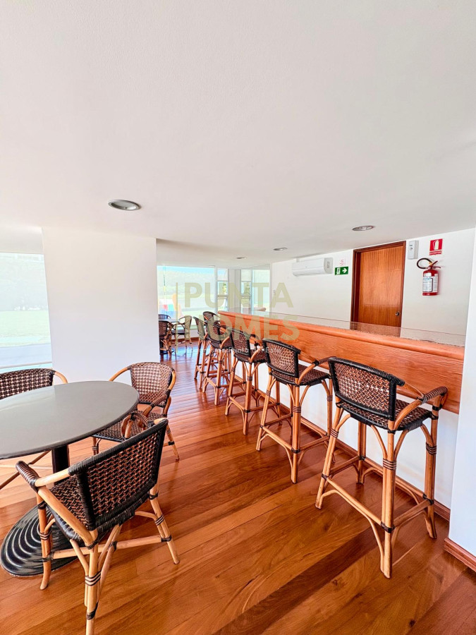 Apartamento ID.3877 - Apartamento frente a la brava con 4 dormitorios