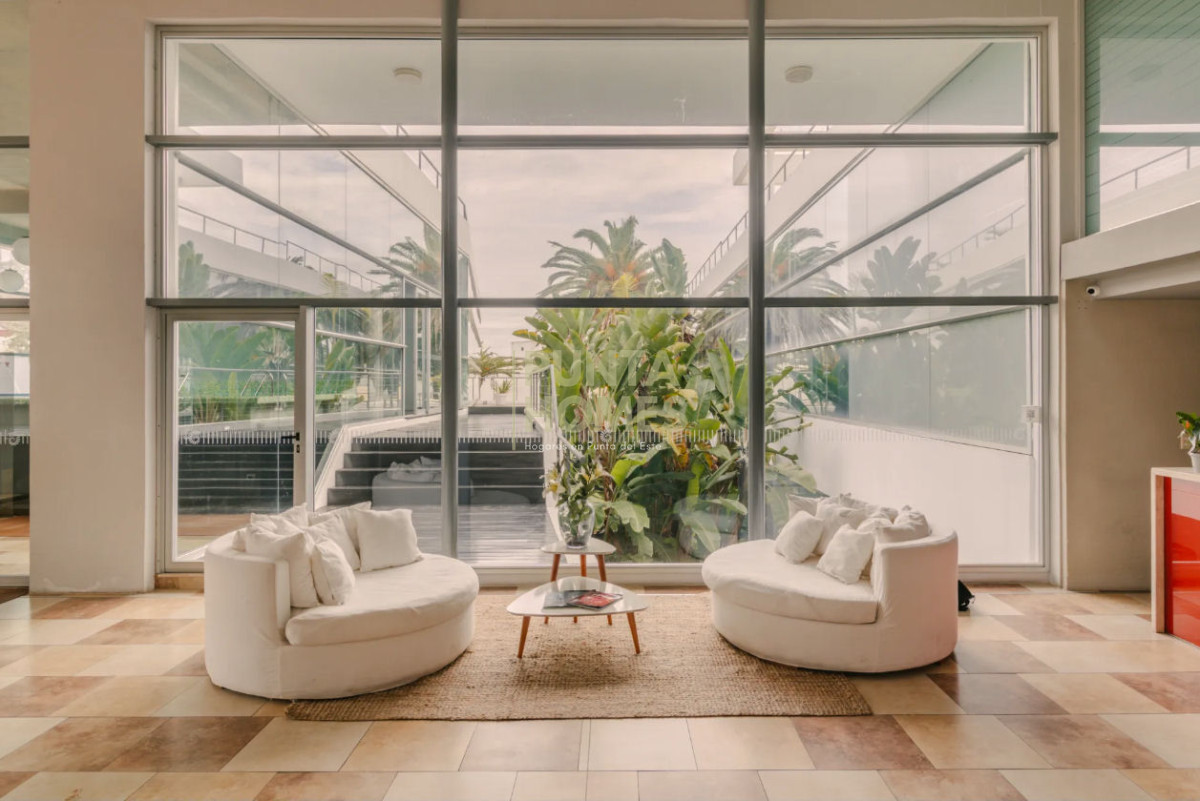 Apartamento ID.3827 - Apartamento 1 Dormitorio en Venta  Puerto de Punta del Este  Planta Baja con Terraza