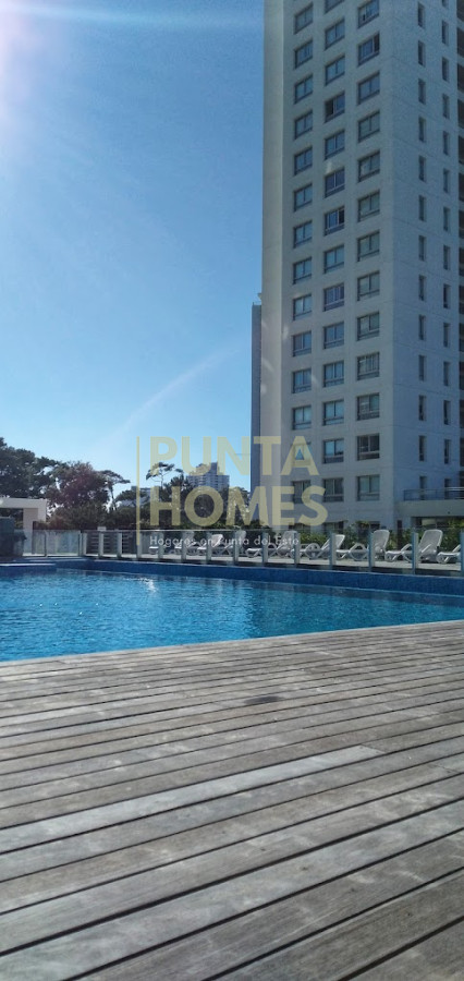 Apartamento ID.3785 - Venta de apartamento de 2 dormitorios en Punta del Este