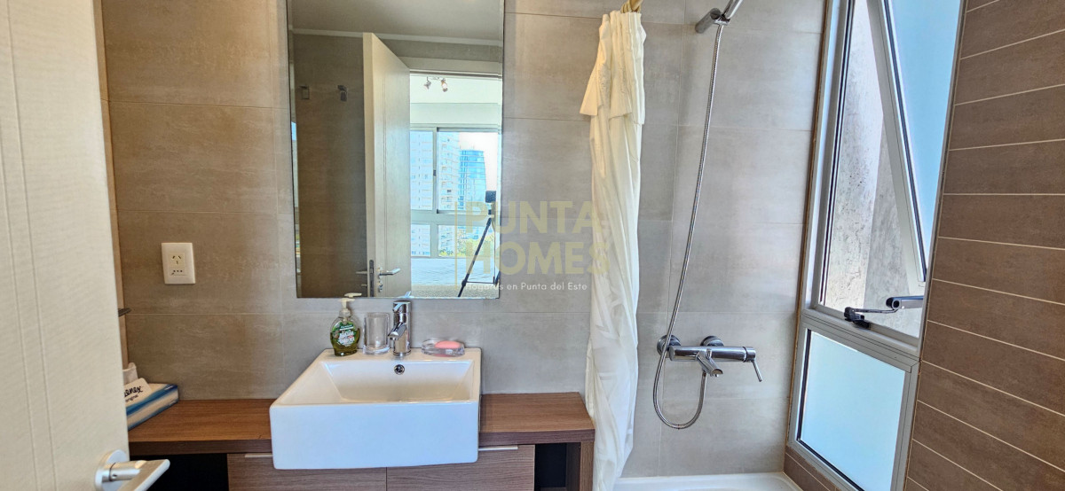 Apartamento ID.3831 - Venta departamento de 3 dormitorios en venta en Punta del Este