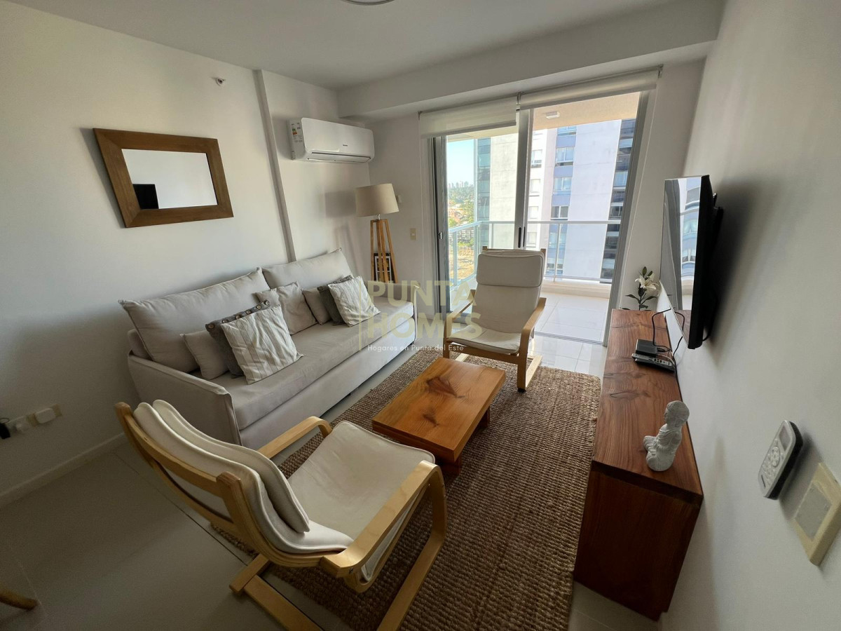 Apartamento ID.3898 - Venta Arenas en Piso alto