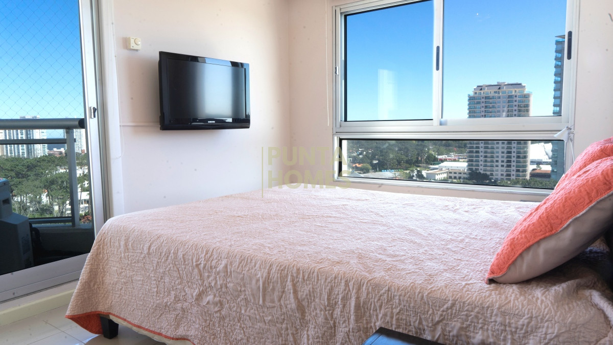 Apartamento ID.3785 - Venta de apartamento de 2 dormitorios en Punta del Este