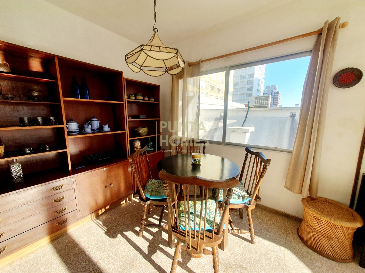 Apartamento ID.1747 - Venta de apartamento de 1 dormitorio en Península, Punta del Este.