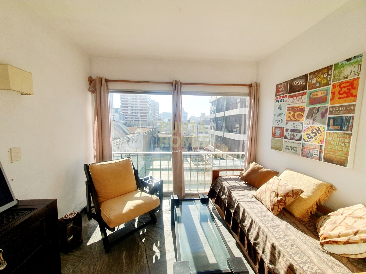 Apartamento ID.1747 - Venta de apartamento de 1 dormitorio en Península, Punta del Este.