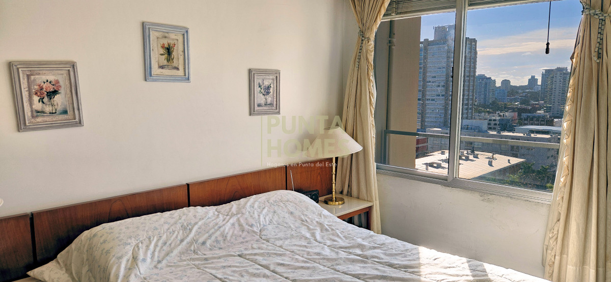 Apartamento ID.3861 - Venta departamento de 2 dormitorios en Península, Punta del Este.