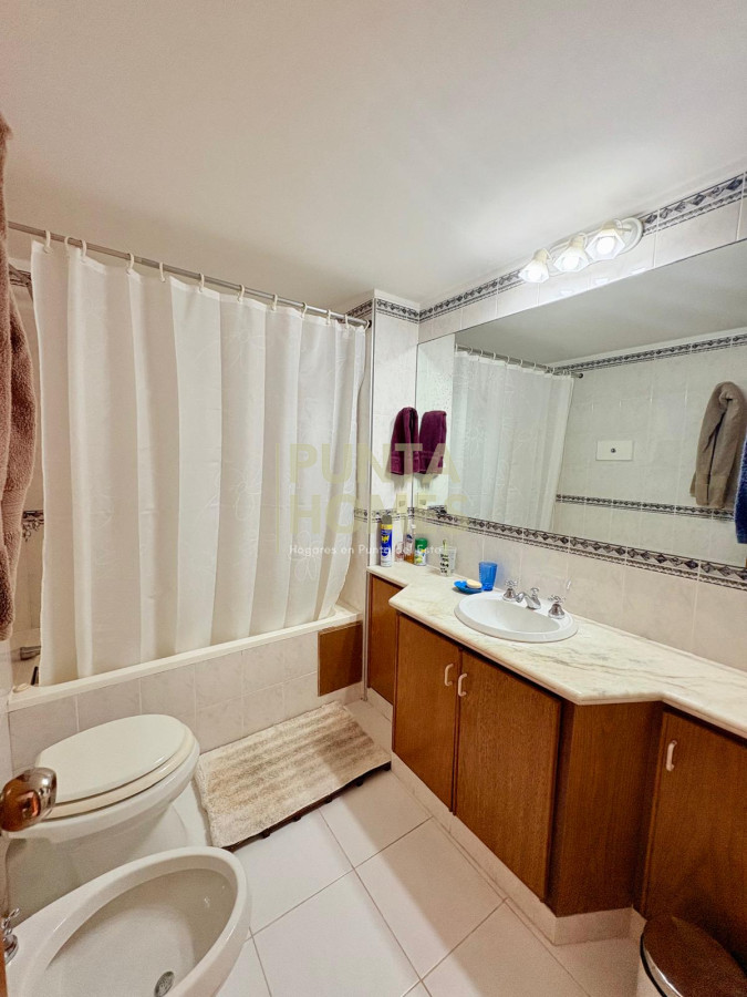 Apartamento ID.3877 - Apartamento frente a la brava con 4 dormitorios