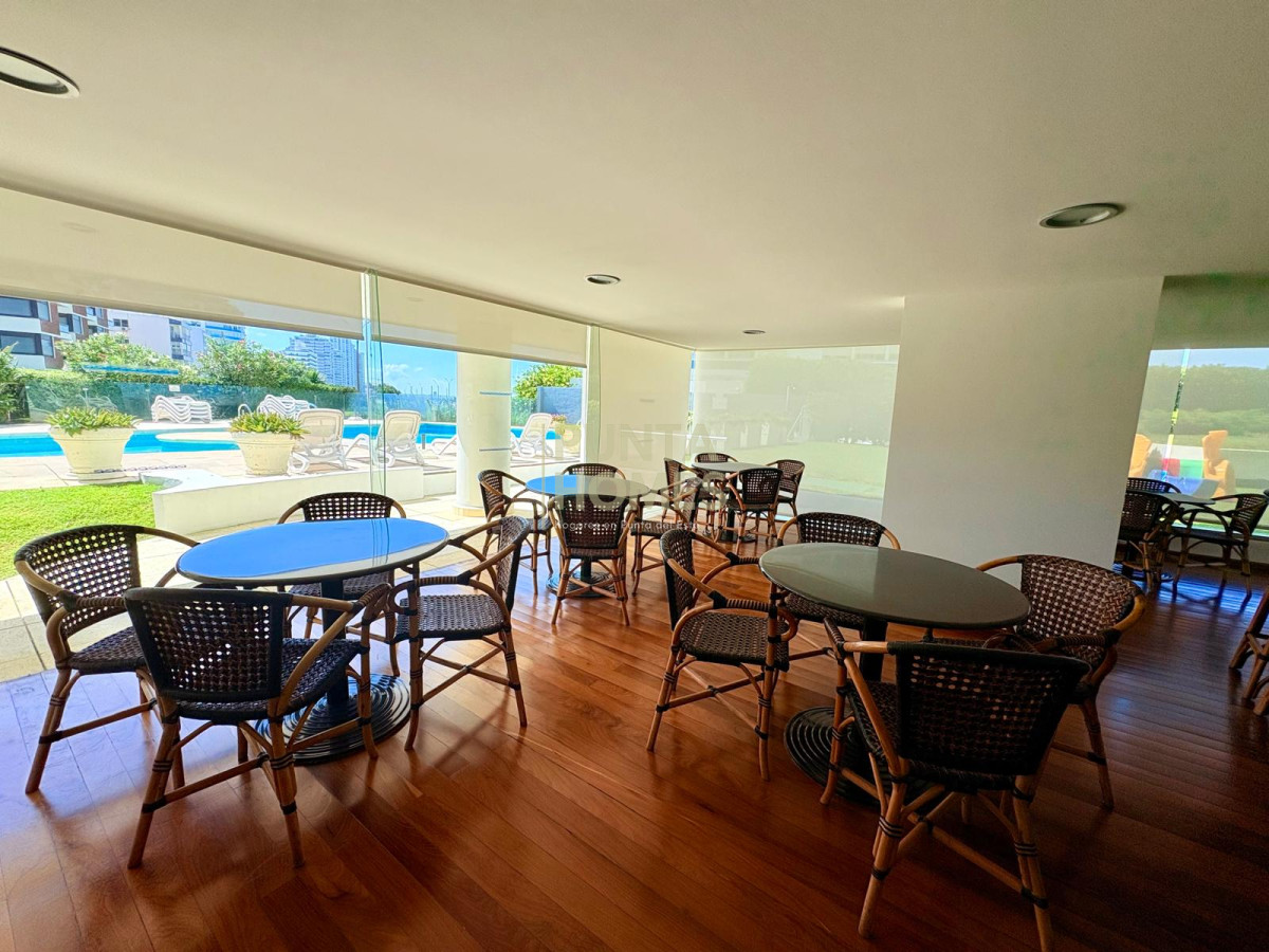 Apartamento ID.3877 - Apartamento frente a la brava con 4 dormitorios