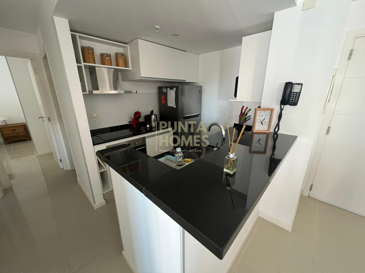 Apartamento ID.3898 - Venta Arenas en Piso alto
