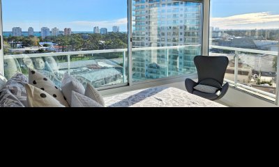 Venta de departamento de 2 dormitorios y 2 baños en Punta del Este.