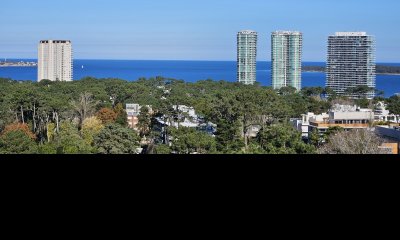 Venta apartamento en Punta del Este con amplia vista