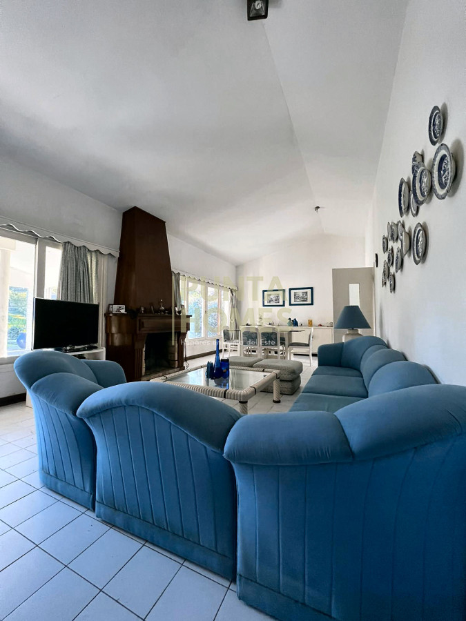 Casa ID.89 - Casa Tradicional en Venta, San Rafael, Punta del Este, 4 Dormitorios.