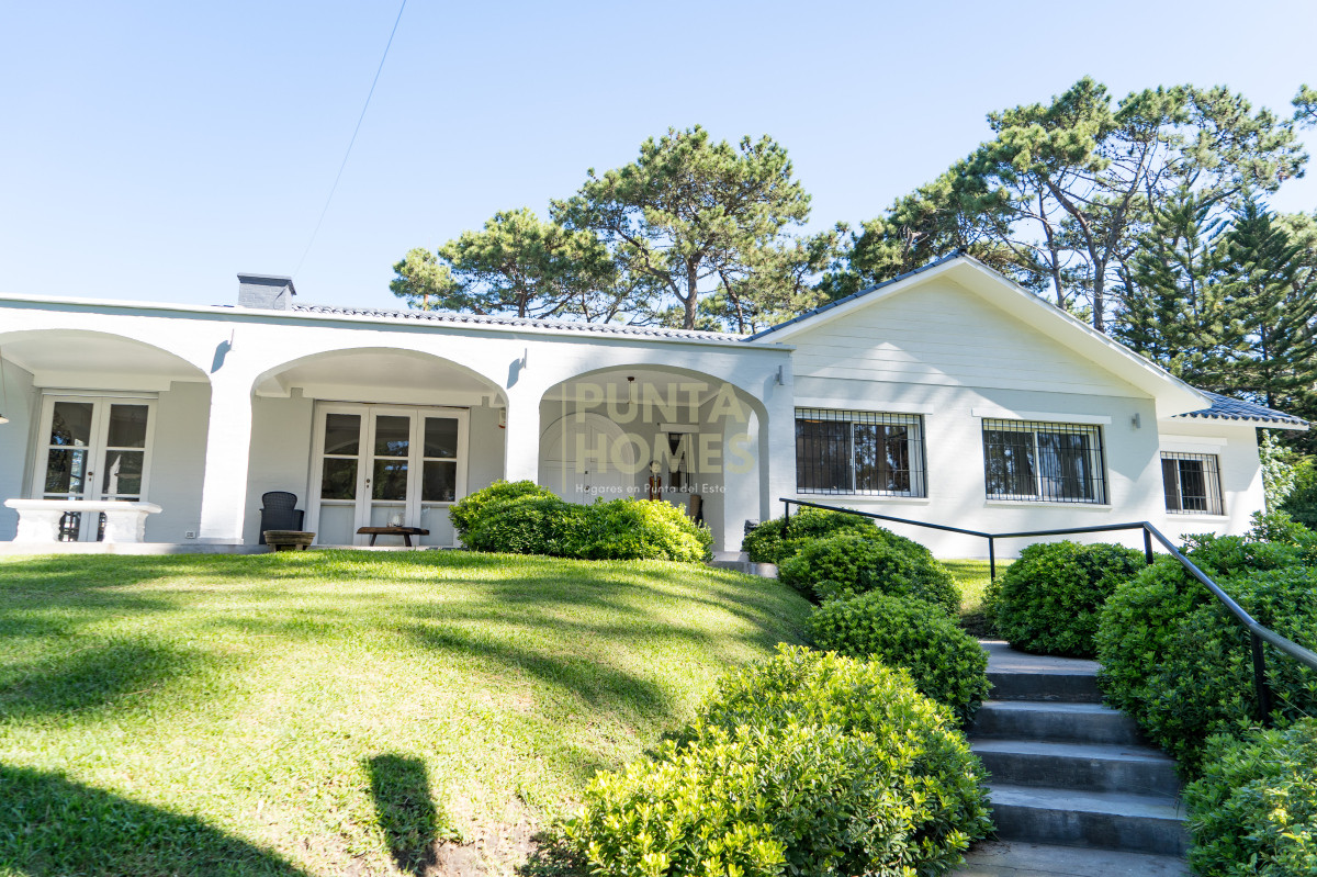 Casa ID.3834 - Venta renovada propiedad en San Rafael