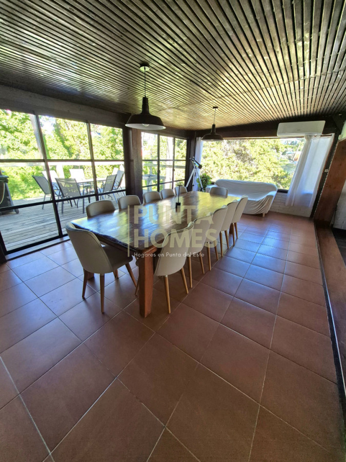 Casa ID.3835 - Venta de casa de 5 dormitorios en San Rafael, Punta del Este.