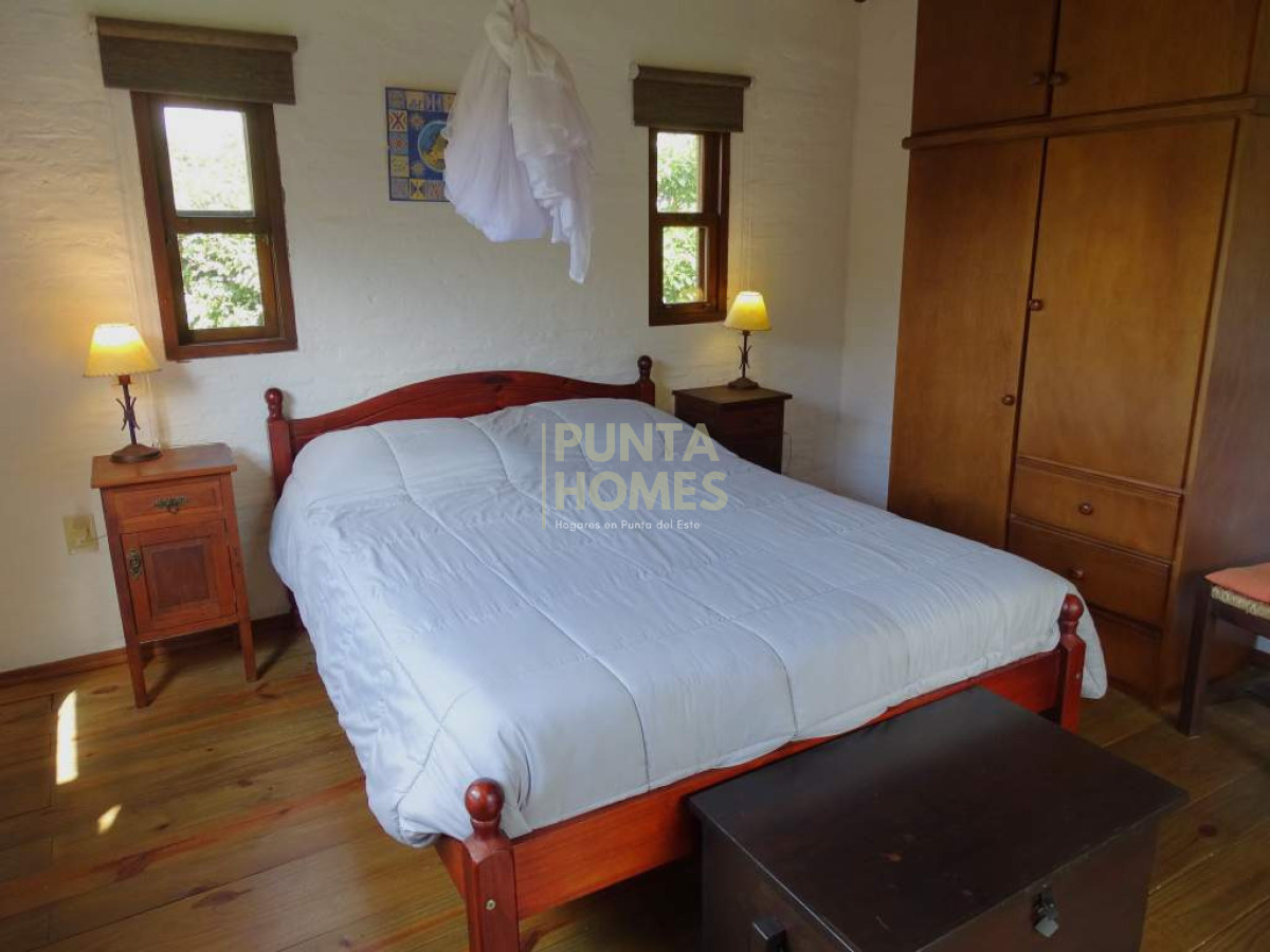 Casa ID.3919 - Venta de Casa de 2 dormitorios en Punta del Diablo zona Rivero