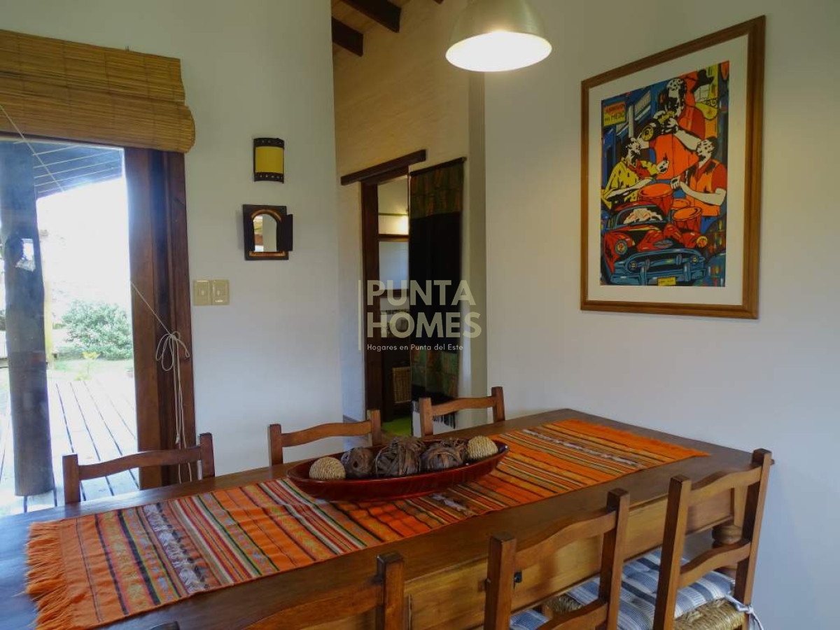 Casa ID.3919 - Venta de Casa de 2 dormitorios en Punta del Diablo zona Rivero