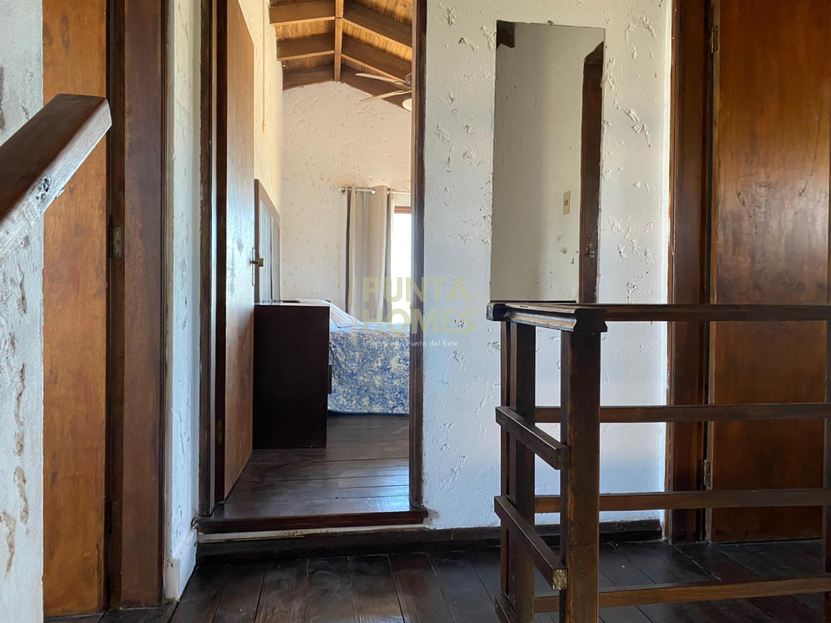 Casa ID.3858 - Venta casa con 4 dormitorios en Punta del Diablo 