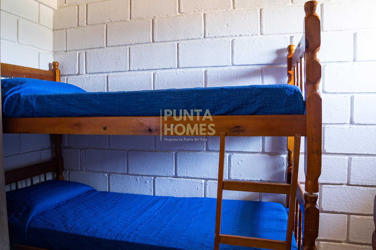 Casa ID.3843 - Venta exclusiva casa en primera linea
