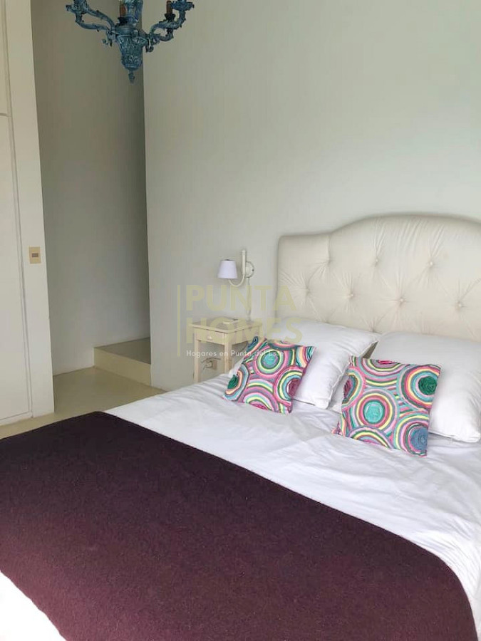 Casa ID.82 - Alquiler Casa para 10 personas Punta Ballena, Punta del Este.