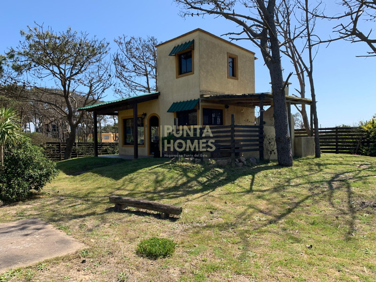 Casa ID.3848 - Venta casa Punta del diablo a 3 cuadras de la playa 