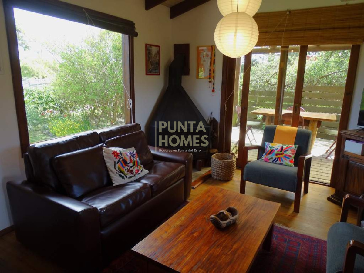 Casa ID.3919 - Venta de Casa de 2 dormitorios en Punta del Diablo zona Rivero