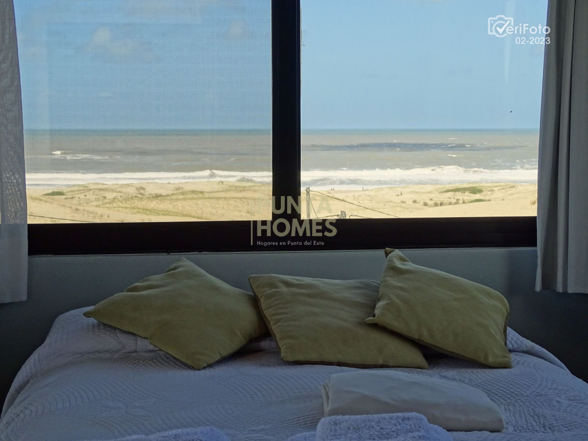 Casa ID.3842 - Venta Espectacular casa frente al mar en Punta del Diablo